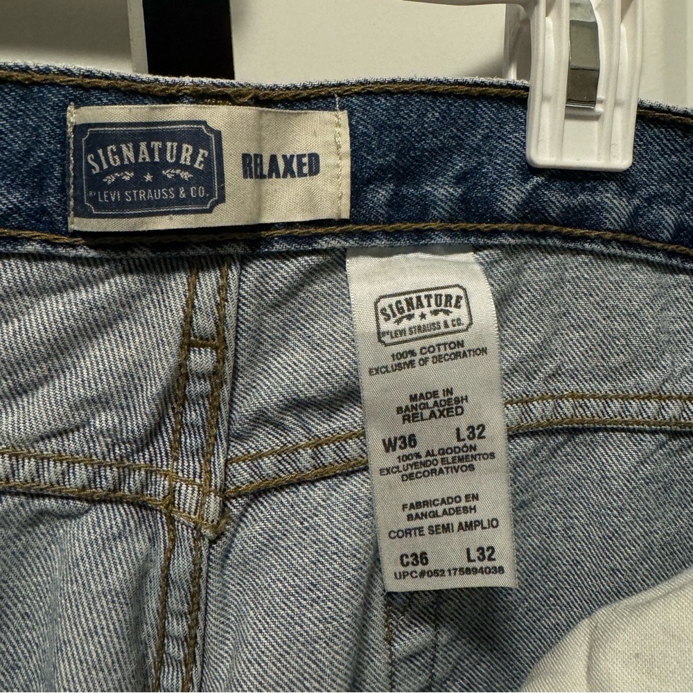 Levi Signature Relaxed Straight/Wide Leg Medium Wash Jeans Size W36 L32 - Picture 7 of 11